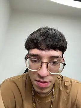 arthurdavies online show from December 4, 2025, 4:55 am