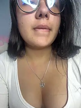 Snapshot of sacha_torres02 chatting on June 7, 2026, 6:46 pm sacha torres02 online show from June 7, 2026, 6:46 pm
