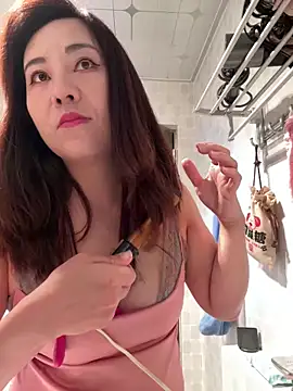 Snapshot of Kayla-love chatting on February 27, 2026, 1:33 pm Kayla-love online show from February 27, 2026, 1:33 pm