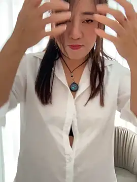 Snapshot of Kayla-love chatting on April 3, 2026, 1:34 am Kayla-love online show from April 3, 2026, 1:34 am