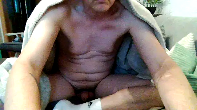 Snapshot of pup_benji chatting on May 8, 2026, 4:27 am pup benji online show from May 8, 2026, 4:27 am
