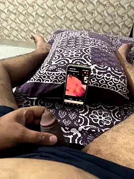 aflatoon121 online show from October 5, 2025, 10:28 am