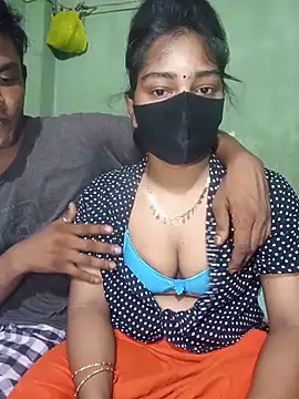 Snapshot of Cute_Couple59 chatting on June 4, 2026, 7:07 pm Cute Couple59 online show from June 4, 2026, 7:07 pm