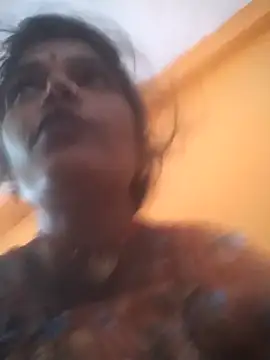 Snapshot of Hott_cutgirl chatting on October 8, 2025, 6:59 am Hott cutgirl online show from October 8, 2025, 6:59 am