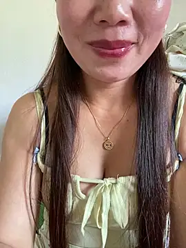 Snapshot of Milky-milk chatting on February 16, 2026, 3:05 am Milky-milk online show from February 16, 2026, 3:05 am