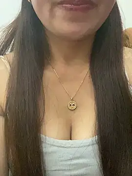 Snapshot of Milky-milk chatting on February 27, 2026, 1:33 pm Milky-milk online show from February 27, 2026, 1:33 pm