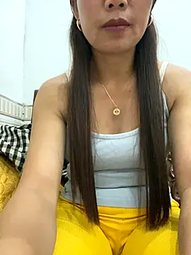 Milky-milk online show from October 31, 2025, 1:52 pm