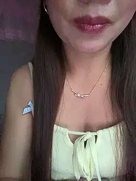 Snapshot of Milky-milk chatting on February 3, 2026, 11:43 pm Milky-milk online show from February 3, 2026, 11:43 pm