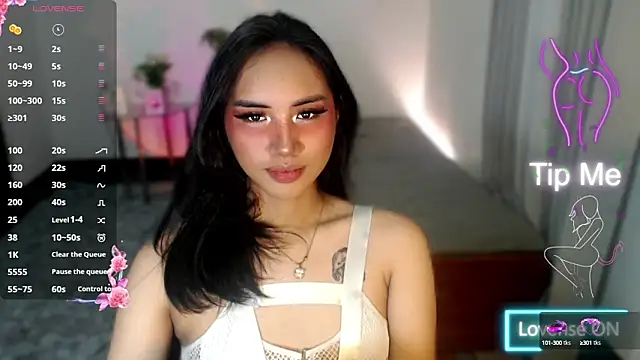 Snapshot of Divine_Goddesss chatting on September 28, 2025, 3:02 am Divine Goddesss online show from September 28, 2025, 3:02 am