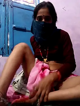 Snapshot of Sh_suhani chatting on October 27, 2025, 8:04 am Sh suhani online show from October 27, 2025, 8:04 am