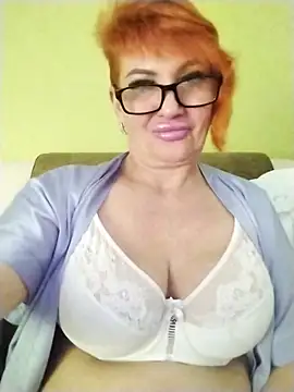 Snapshot of Alissa55552111 chatting on May 4, 2026, 6:11 pm Alissa55552111 online show from May 4, 2026, 6:11 pm