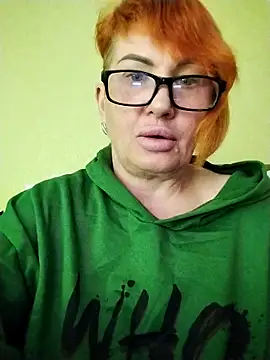 Snapshot of Alissa55552111 chatting on April 13, 2026, 10:19 am Alissa55552111 online show from April 13, 2026, 10:19 am