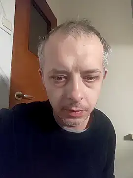 Snapshot of szajbusek41 chatting on January 15, 2026, 3:10 am szajbusek41 online show from January 15, 2026, 3:10 am