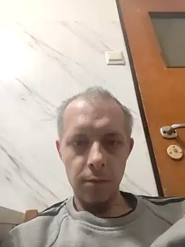 Snapshot of szajbusek41 chatting on January 12, 2026, 3:41 pm szajbusek41 online show from January 12, 2026, 3:41 pm