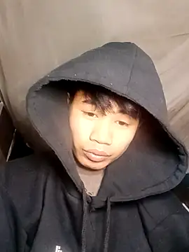 Snapshot of Nhyy_xx chatting on March 12, 2026, 1:33 am Nhyy xx online show from March 12, 2026, 1:33 am