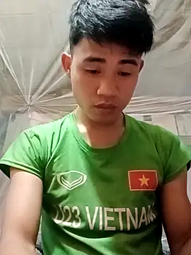 Snapshot of Nhyy_xx chatting on April 10, 2026, 6:31 am Nhyy xx online show from April 10, 2026, 6:31 am