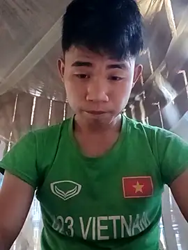 Snapshot of Nhyy_xx chatting on April 12, 2026, 3:43 am Nhyy xx online show from April 12, 2026, 3:43 am