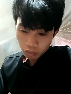 Snapshot of Nhyy_xx chatting on March 27, 2026, 8:26 am Nhyy xx online show from March 27, 2026, 8:26 am