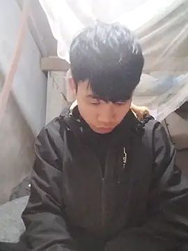 Snapshot of Nhyy_xx chatting on February 19, 2026, 2:30 am Nhyy xx online show from February 19, 2026, 2:30 am