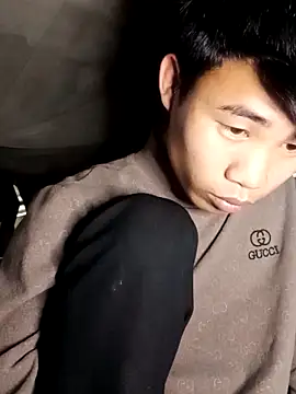 Snapshot of Nhyy_xx chatting on March 7, 2026, 3:35 am Nhyy xx online show from March 7, 2026, 3:35 am