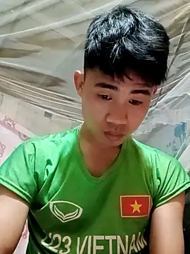 Snapshot of Nhyy_xx chatting on April 9, 2026, 12:11 pm Nhyy xx online show from April 9, 2026, 12:11 pm