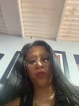 Snapshot of Rouus14 chatting on November 7, 2025, 11:26 am Rouus14 online show from November 7, 2025, 11:26 am