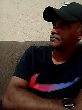 Snapshot of JeffersonRay chatting on April 15, 2026, 7:58 pm JeffersonRay online show from April 15, 2026, 7:58 pm