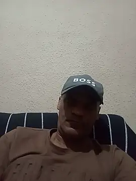 Snapshot of JeffersonRay chatting on May 18, 2026, 3:39 am JeffersonRay online show from May 18, 2026, 3:39 am