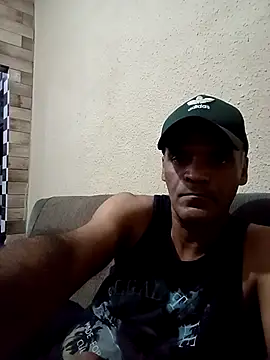 Snapshot of JeffersonRay chatting on April 14, 2026, 4:50 am JeffersonRay online show from April 14, 2026, 4:50 am