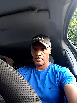 Snapshot of JeffersonRay chatting on April 12, 2026, 10:07 am JeffersonRay online show from April 12, 2026, 10:07 am