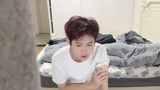 xlong00099 online show from November 13, 2025, 11:25 am