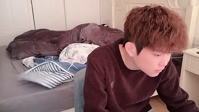 xlong00099 online show from December 15, 2025, 6:19 am