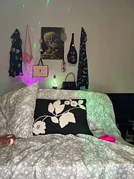 xxxunique online show from September 21, 2025, 2:17 am