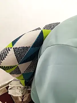 sassyishhu76 online show from March 17, 2026, 3:37 pm