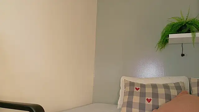 Snapshot of KeendraFox_ chatting on October 29, 2025, 10:14 am KeendraFox online show from October 29, 2025, 10:14 am