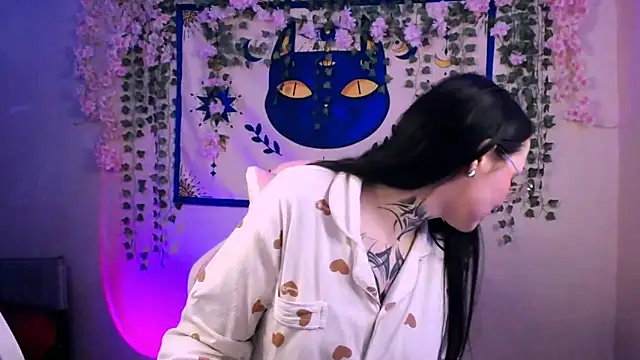 Snapshot of MollyKissy chatting on April 12, 2026, 4:49 am MollyKissy online show from April 12, 2026, 4:49 am