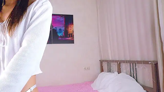 OnlyForYou  online show from November 13, 2025, 3:32 am