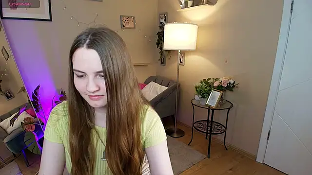 Snapshot of Evii_Stich chatting on September 28, 2025, 6:04 pm Evii Stich online show from September 28, 2025, 6:04 pm