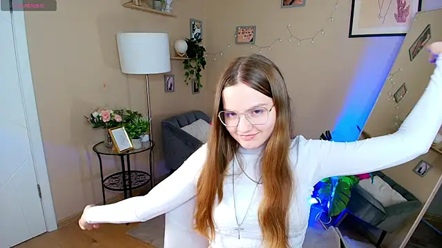 Snapshot of Evii_Stich chatting on September 25, 2025, 7:20 pm Evii Stich online show from September 25, 2025, 7:20 pm