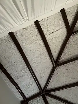 Snapshot of El_awo_ chatting on November 10, 2025, 7:41 pm El awo online show from November 10, 2025, 7:41 pm