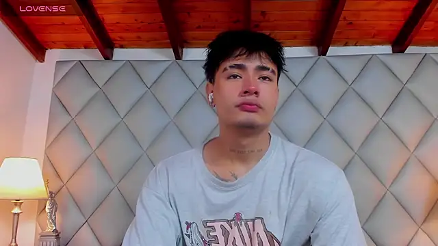 Snapshot of Clement_Reyes chatting on November 30, 2025, 3:13 pm Clement Reyes online show from November 30, 2025, 3:13 pm