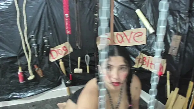 Snapshot of BDSM_MEDUZA chatting on May 22, 2026, 10:35 am BDSM MEDUZA online show from May 22, 2026, 10:35 am