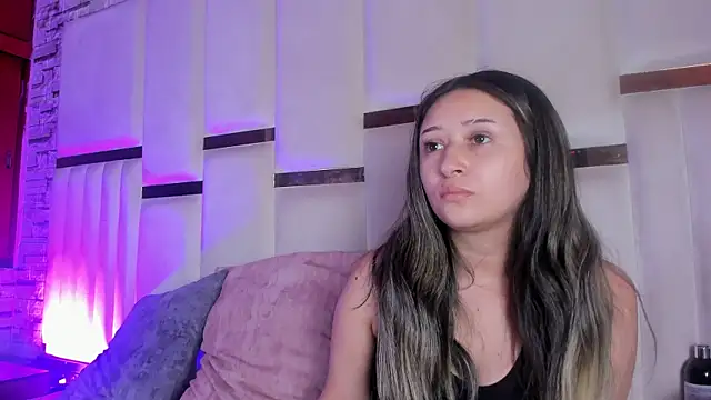Snapshot of ANLLELOAndANGELA chatting on May 31, 2026, 4:13 pm ANLLELOAndANGELA online show from May 31, 2026, 4:13 pm