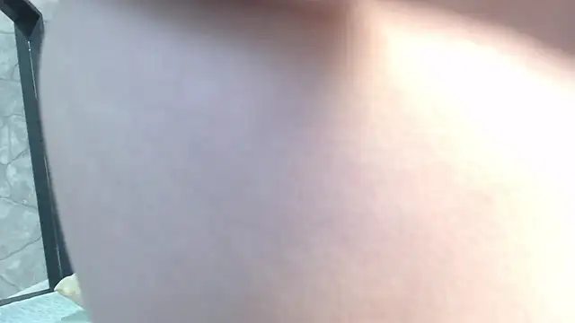 Snapshot of Alida2Anal chatting on April 7, 2026, 3:25 pm Alida2Anal online show from April 7, 2026, 3:25 pm