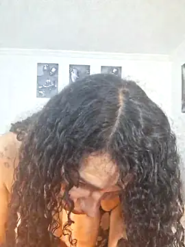 Lina 444 online show from February 20, 2026, 6:19 am