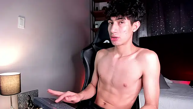 Snapshot of Lenapaul_ chatting on November 30, 2025, 4:52 pm Lenapaul online show from November 30, 2025, 4:52 pm