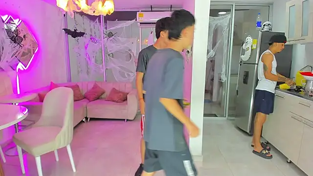 Houseofwarrios online show from September 26, 2025, 5:25 am