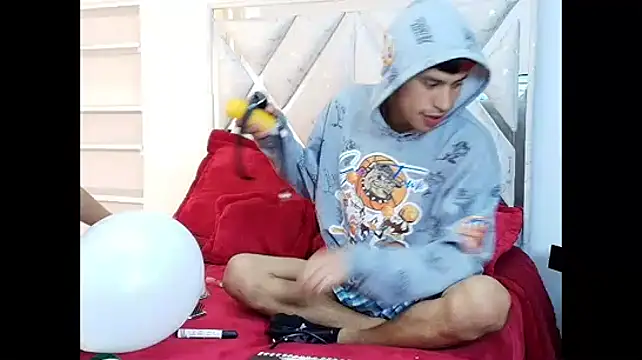 Snapshot of DemianSalvatore chatting on December 2, 2025, 8:54 pm DemianSalvatore online show from December 2, 2025, 8:54 pm