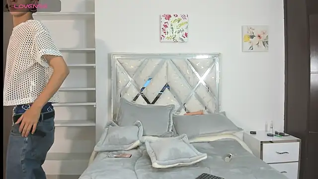 Snapshot of DemianSalvatore chatting on September 24, 2025, 5:30 pm DemianSalvatore online show from September 24, 2025, 5:30 pm