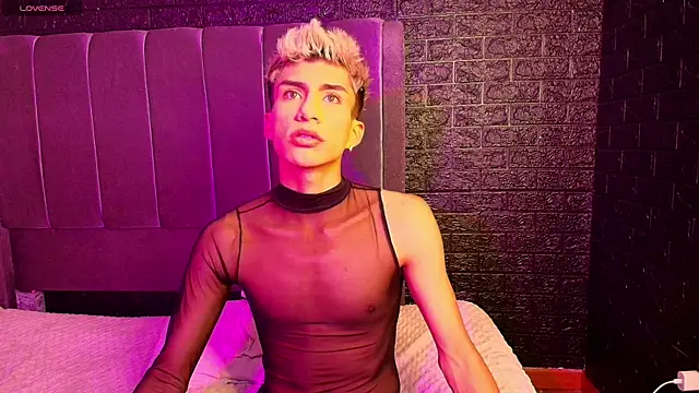 Erick Velveth online show from November 9, 2025, 5:44 am